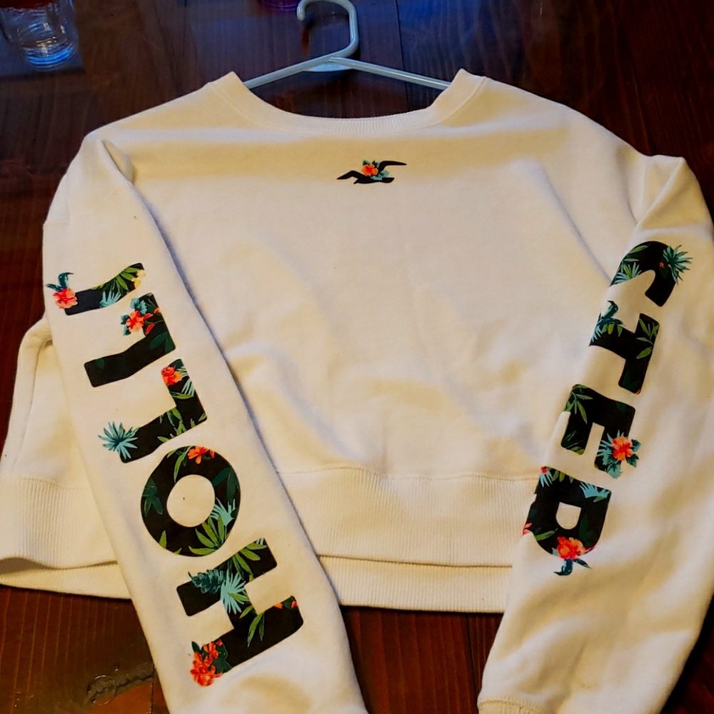 Sweatshirt